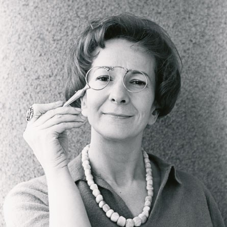 Wisława Szymborska portrait s monoklom